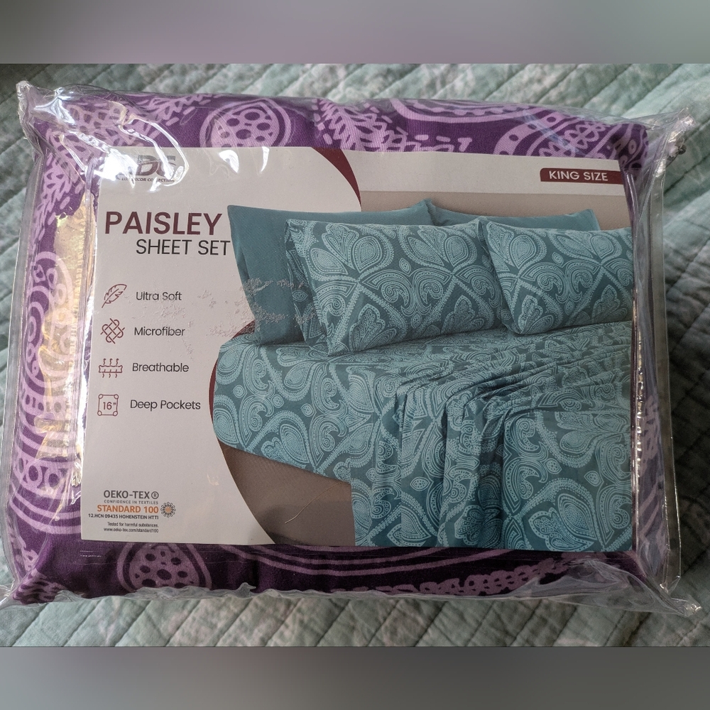 Purple Paisley King Set With 4 Pillowcases. - Picture 5 of 5